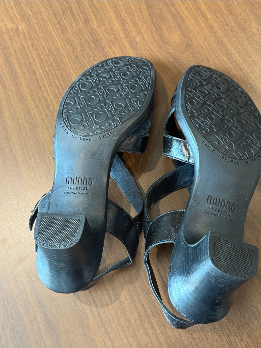 Munro Black Leather Crisscross Slingback Sandals with Buckle - Picture 6 of 7